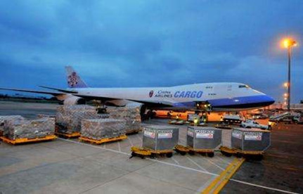 深圳机场入口：空运货物清关怎样操作？？？？？？？